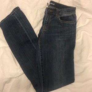 VS Boyfriend Jean size 4